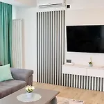 Bya Sea Apartment In Infinity Beach Resort Pool