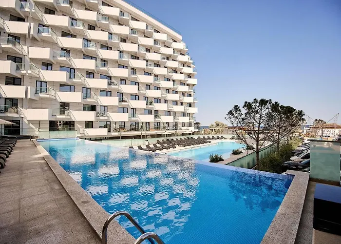 Bya Sea Apartment In Infinity Beach Resort Pool