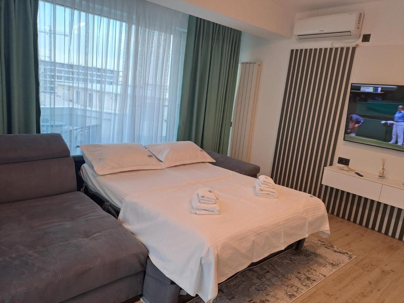 Apartment Bya Sea In Infinity Beach Pool Mamaia